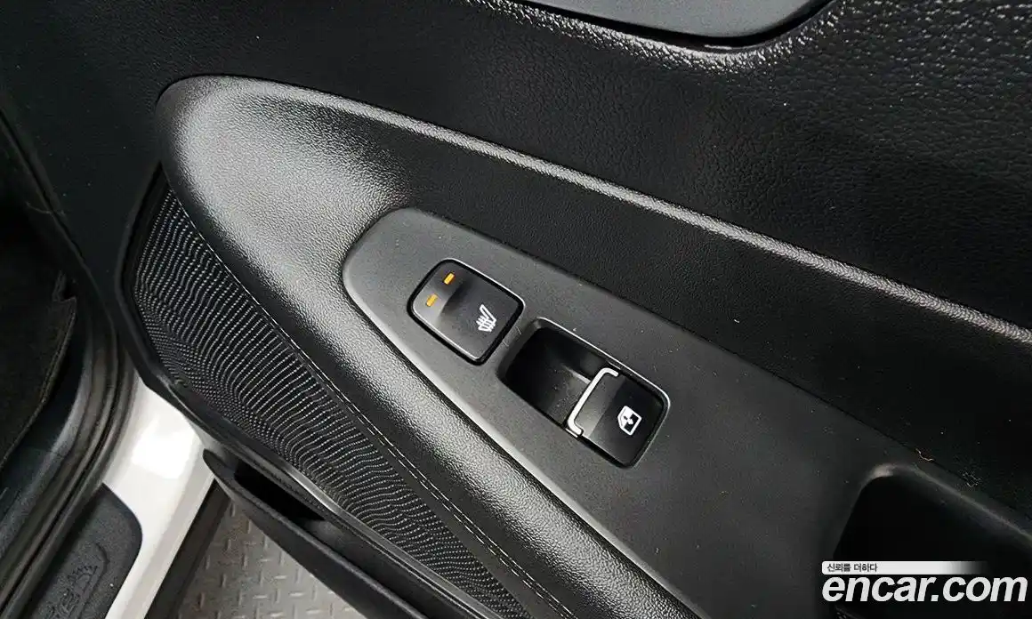 Hyundai Santa Fe 2023 1.6 Автомат в Москве № 127007, фото 8