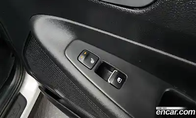 Hyundai Santa Fe 2023 1.6 Автомат в Москве № 127007, миниатюра 8