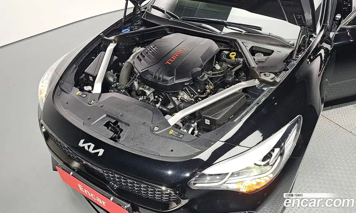 Kia Stinger 2022 3.3 Автомат в Москве № 130353, фото 15