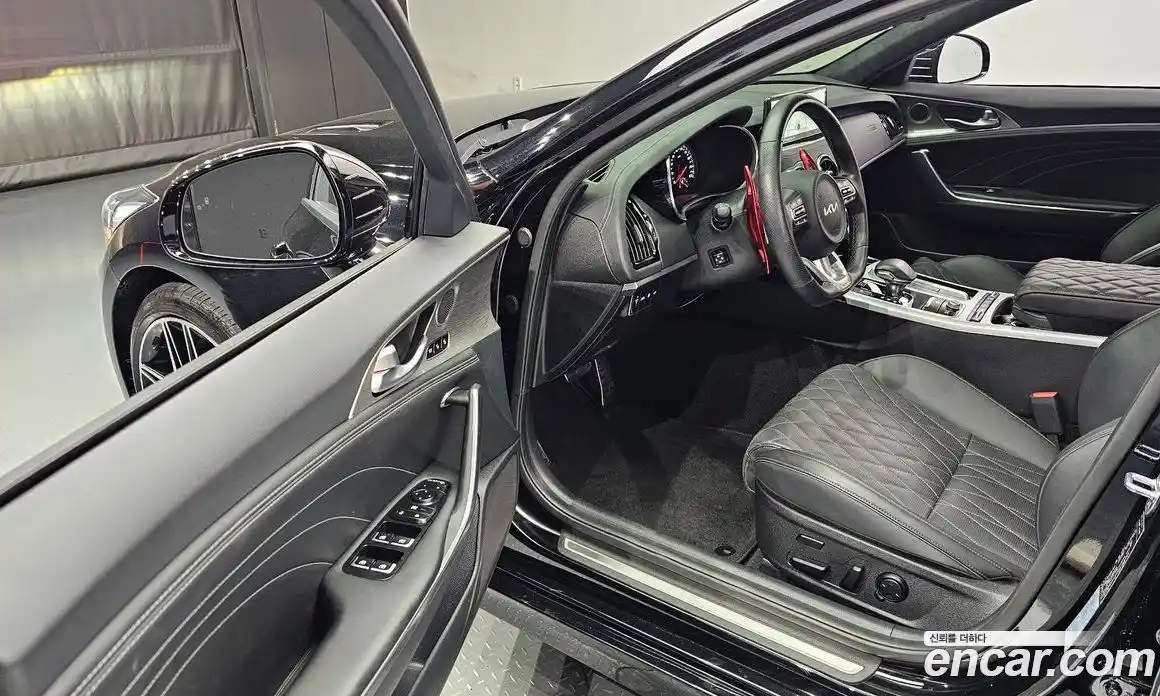 Kia Stinger 2022 3.3 Автомат в Москве № 130353, фото 6