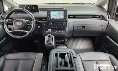 Hyundai Staria, 2023