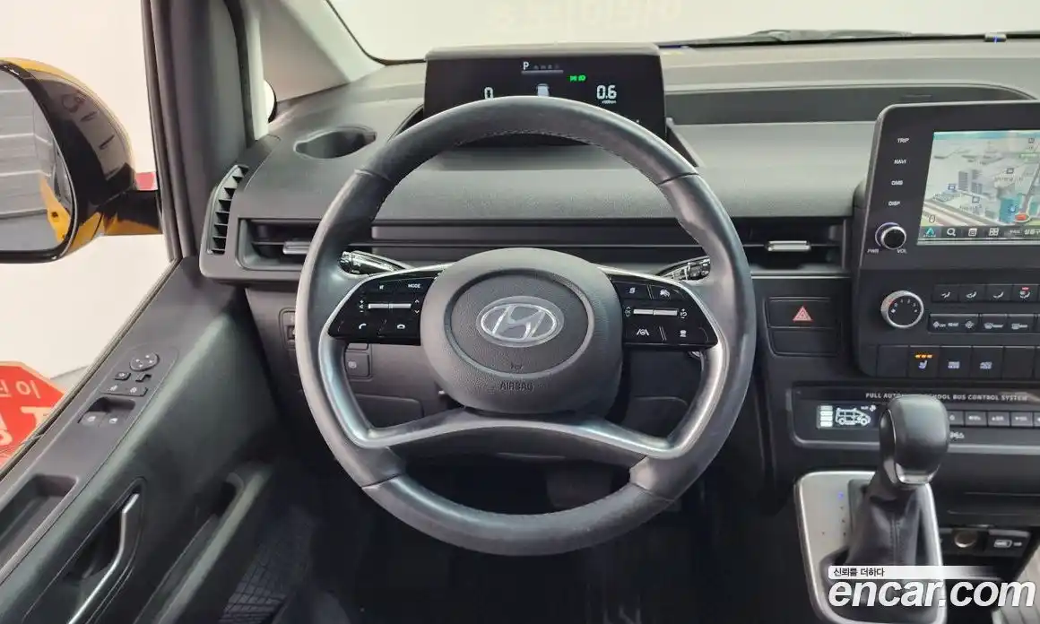 Hyundai Staria 2023 3.5 Автомат в Москве № 131106, фото 13