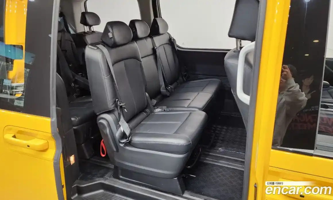 Hyundai Staria 2023 3.5 Автомат в Москве № 131106, фото 9