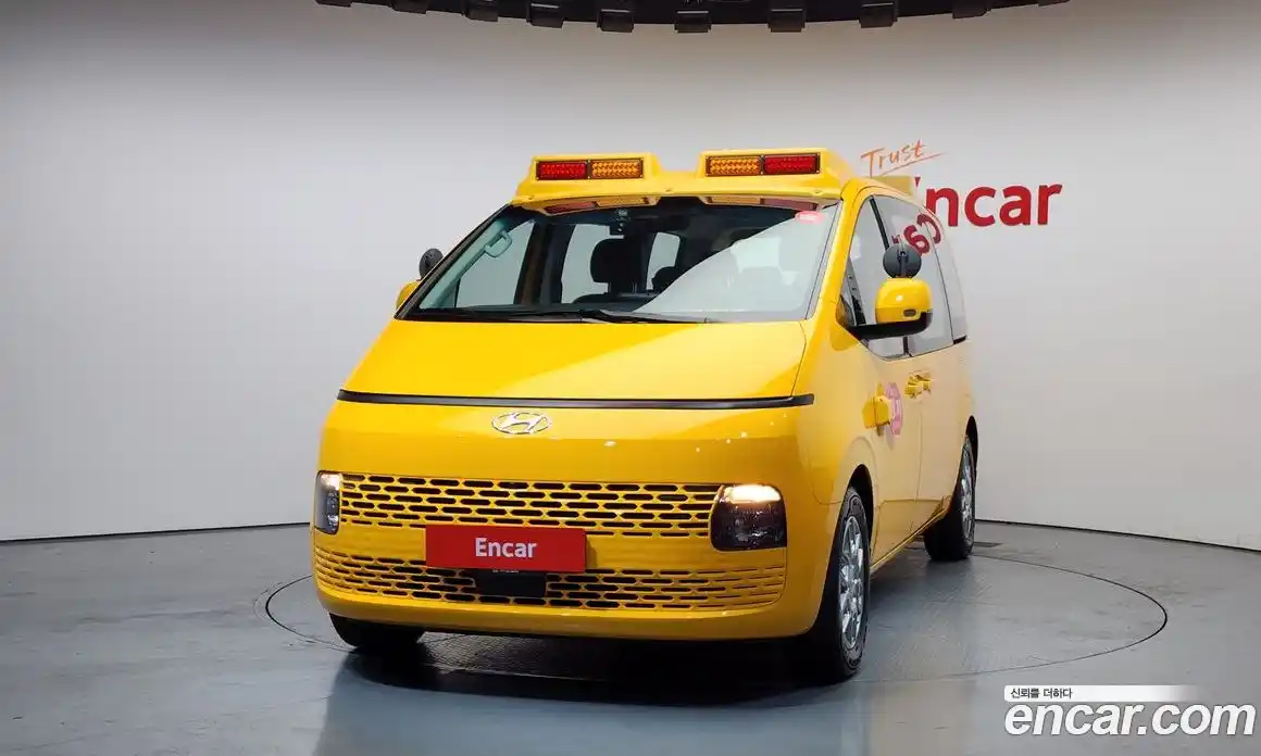 Hyundai Staria 2023 3.5 Автомат в Москве № 131106, фото 10