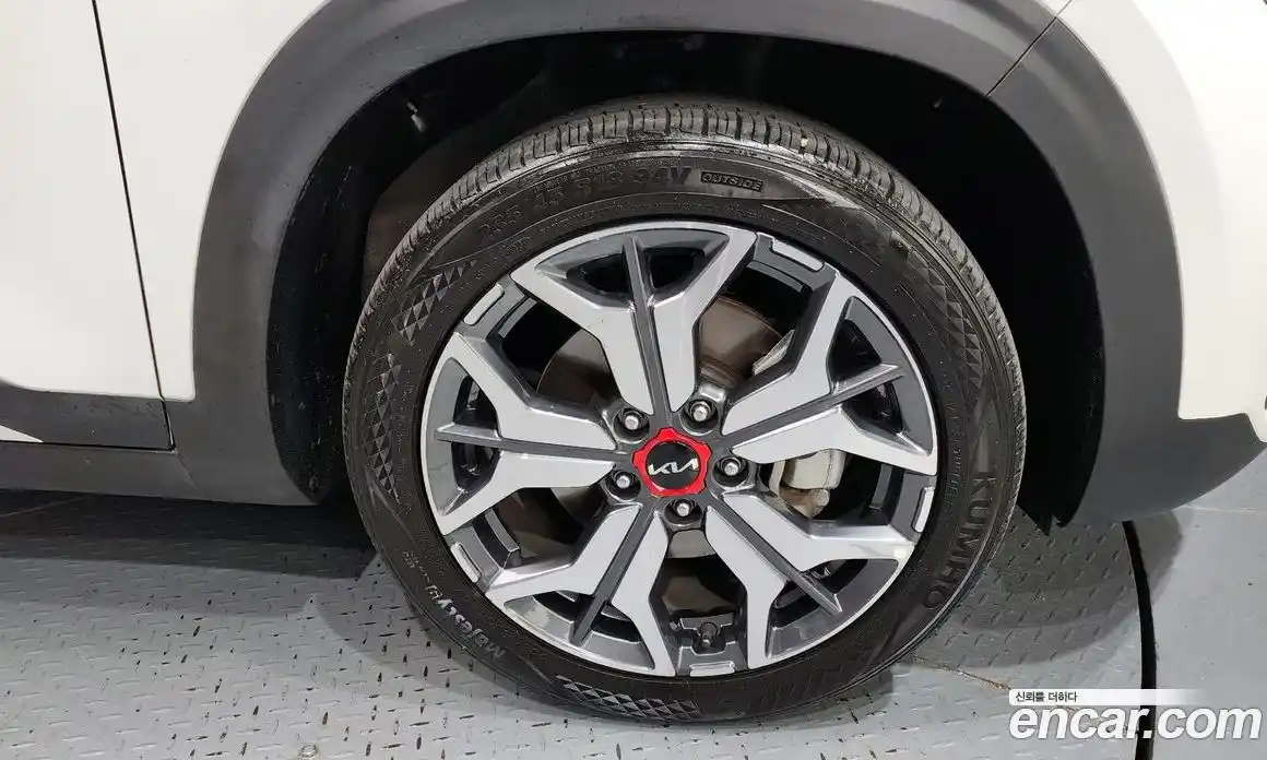 Kia Seltos 2022 1.6 Автомат в Москве № 132131, фото 15