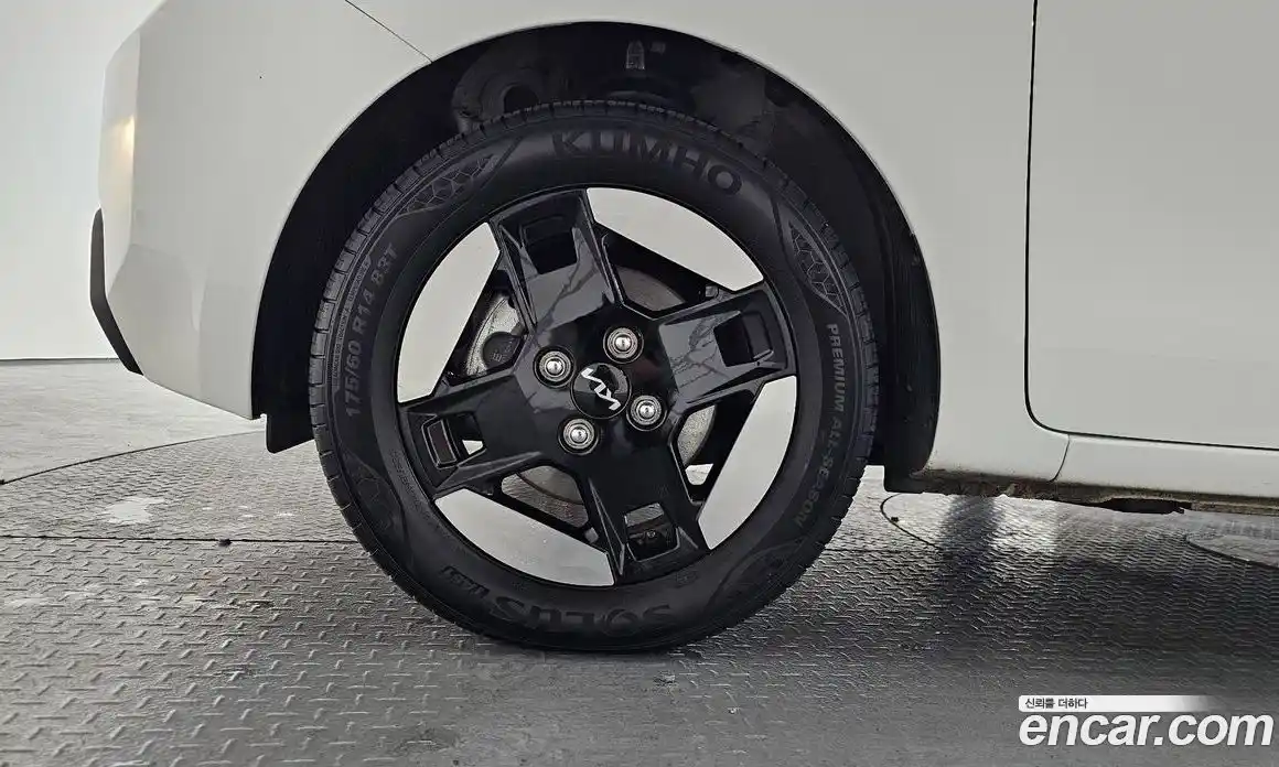 Kia Ray 2024 0.1 Автомат в Москве № 133174, фото 11