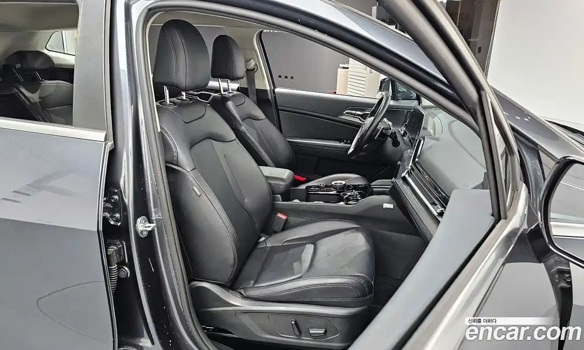 Kia Sportage 2023 1.6 Автомат в Москве № 134043, фото 7