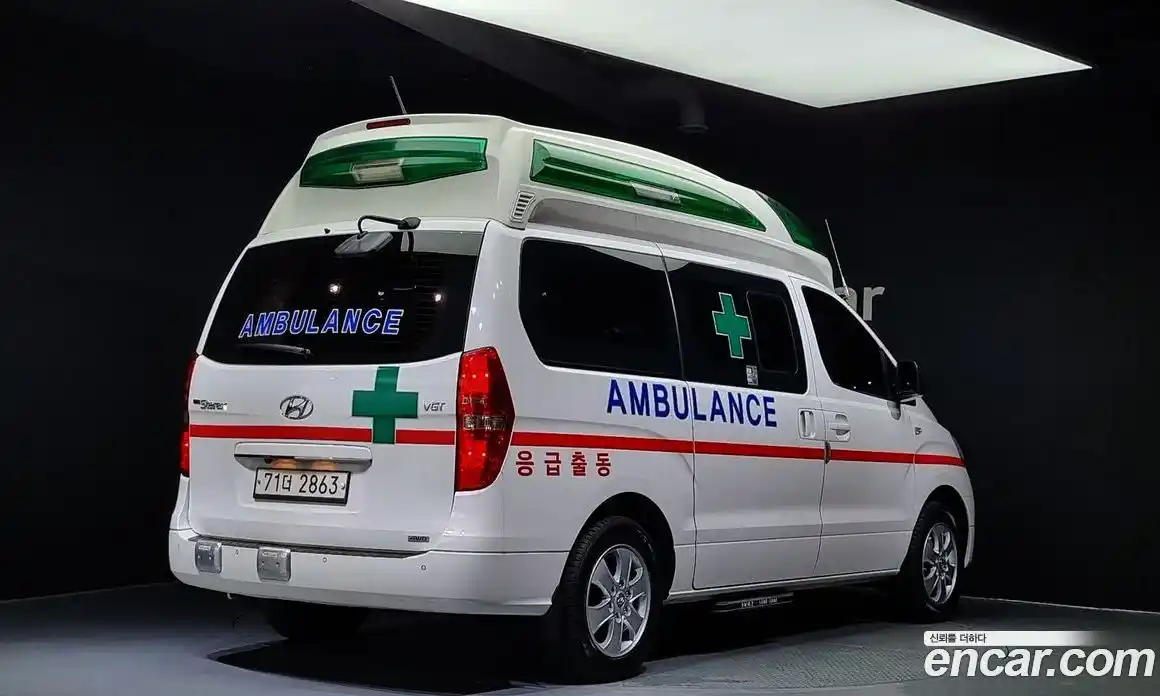 Hyundai Starex 2017 2.5 Автомат в Москве № 134499, фото 16