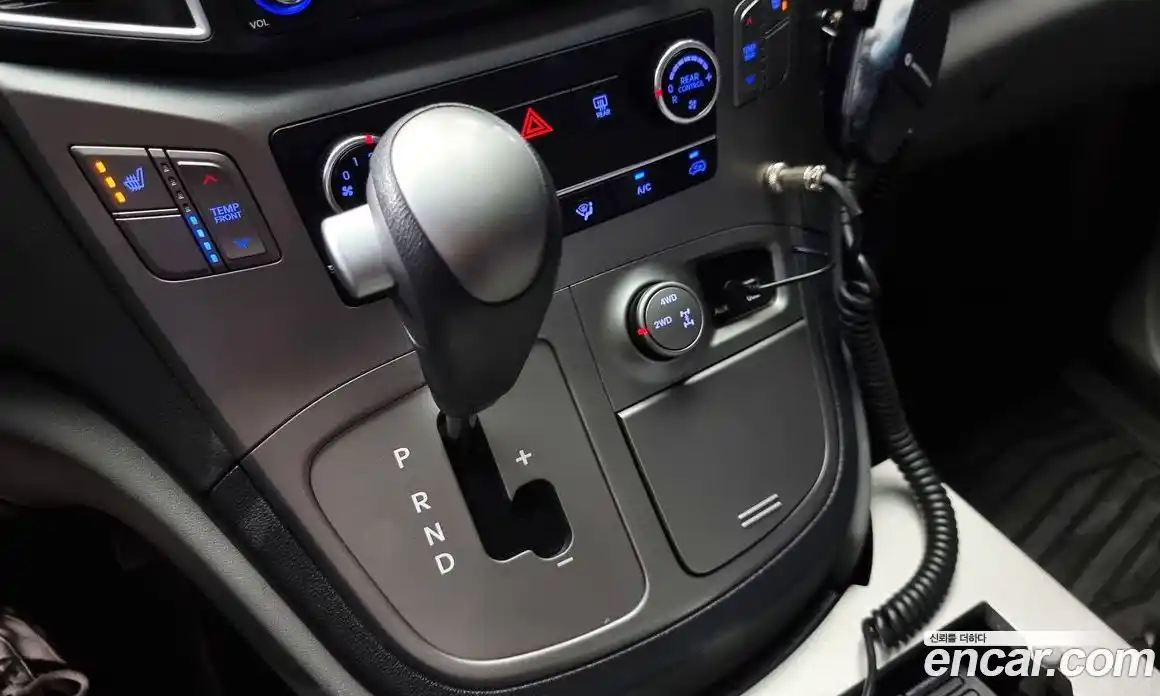 Hyundai Starex 2017 2.5 Автомат в Москве № 134499, фото 18