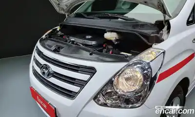 Hyundai Starex 2017 2.5 Автомат в Москве № 134499, миниатюра 2