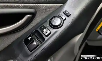 Hyundai Starex 2017 2.5 Автомат в Москве № 134499, миниатюра 6