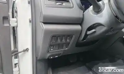 Renault QM6 2023 2.0 Автомат в Москве № 137167, миниатюра 11