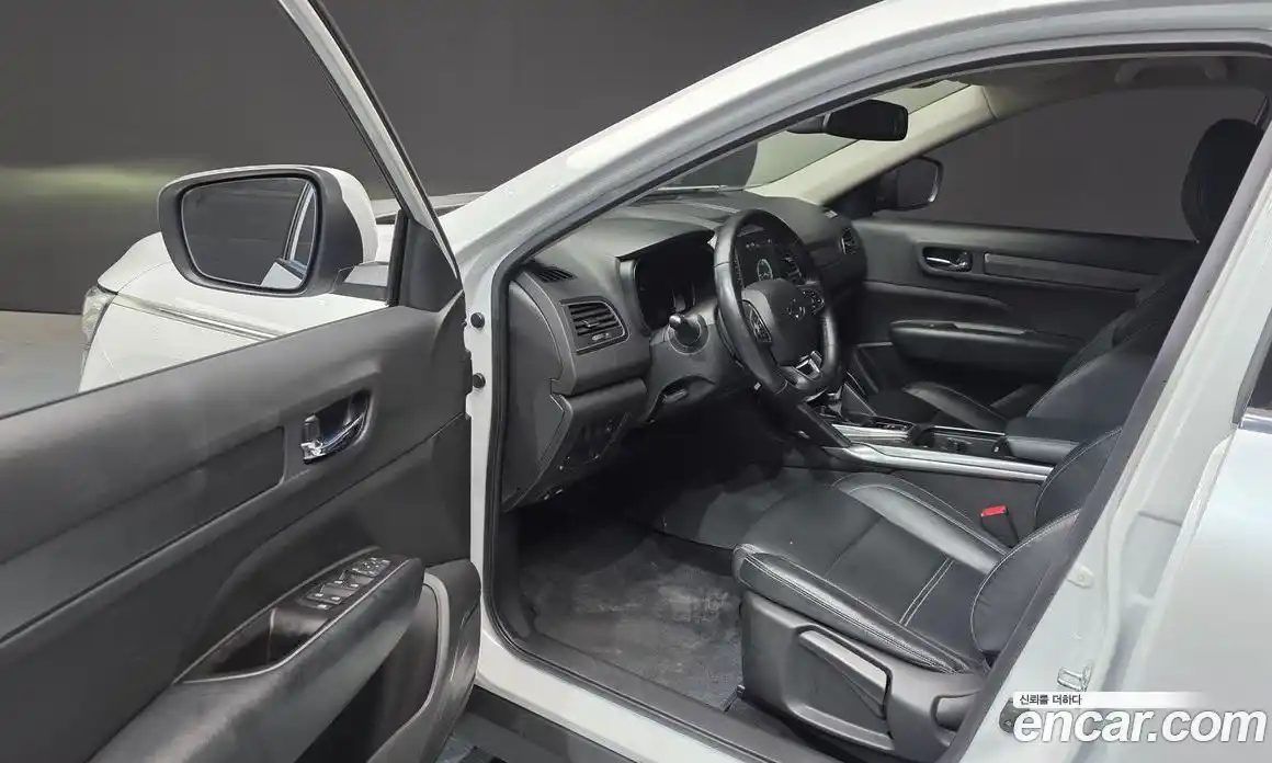 Renault QM6 2023 2.0 Автомат в Москве № 137167, фото 4