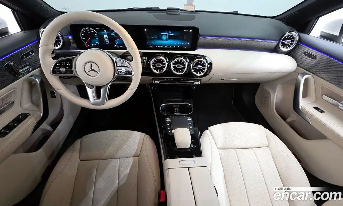 Mercedes-Benz A-Class 2021 2.0 Автомат в Москве № 137543, фото 19