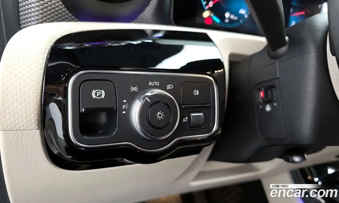 Mercedes-Benz A-Class 2021 2.0 Автомат в Москве № 137543, фото 3