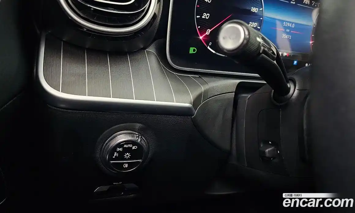 Mercedes-Benz C-Class 2024 2.0 Автомат в Москве № 137769, фото 3