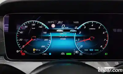 Mercedes-Benz E-Class 2022 2.0 Автомат в Москве № 137905, миниатюра 11