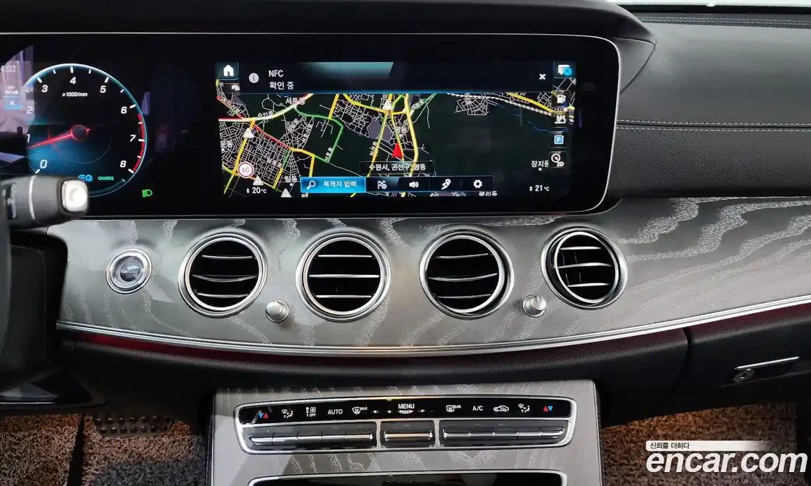 Mercedes-Benz E-Class 2022 2.0 Автомат в Москве № 137905, фото 19