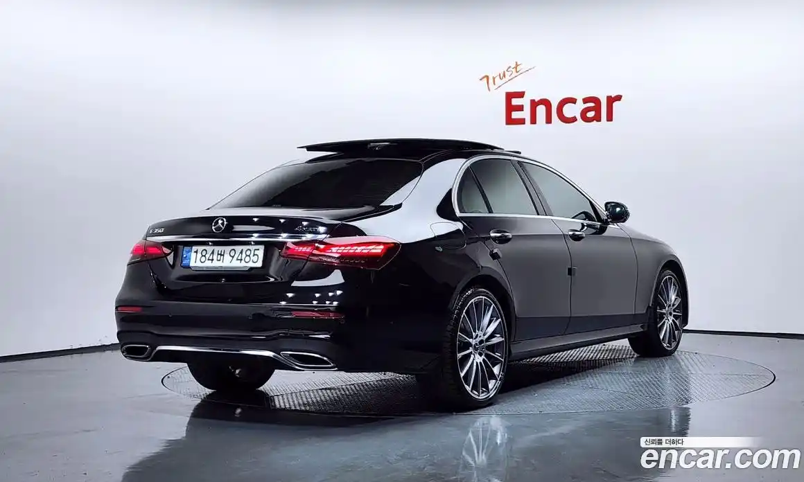 Mercedes-Benz E-Class 2022 2.0 Автомат в Москве № 137905, фото 20