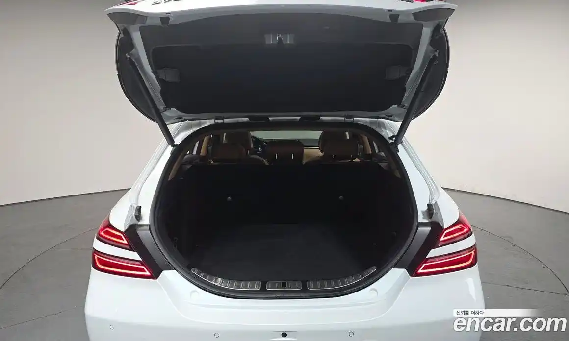 Genesis G70 2024 2.5 Автомат в Москве № 13797, фото 11