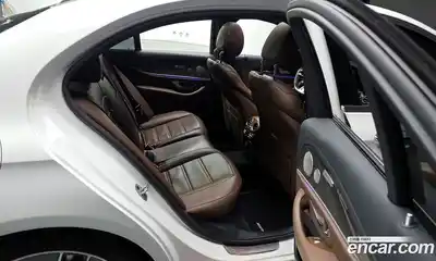 Mercedes-Benz E-Class, 2021