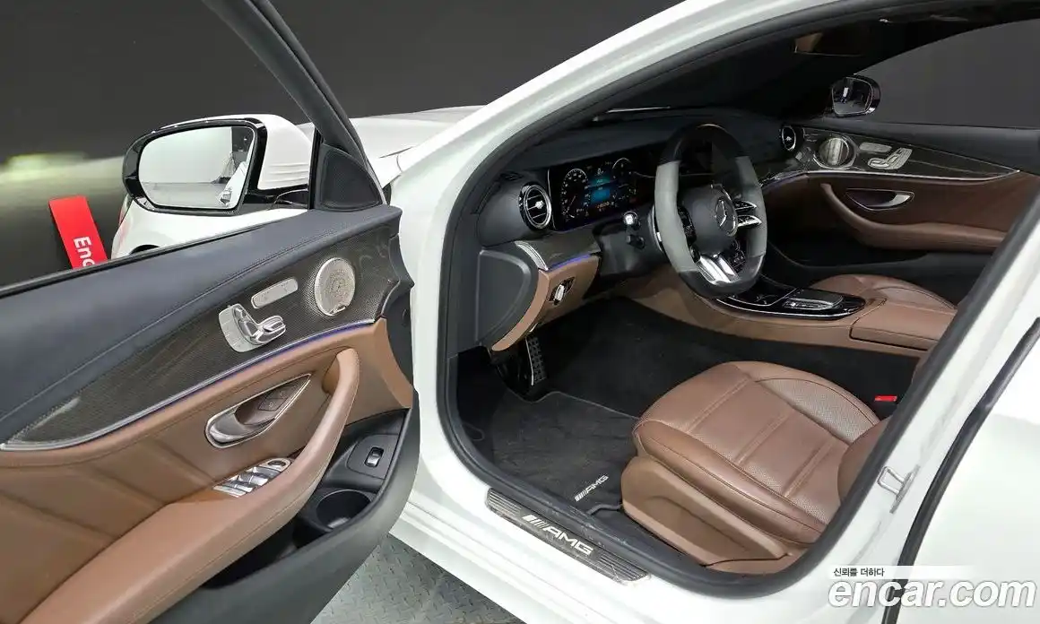 Mercedes-Benz E-Class 2021 3.0 Автомат в Москве № 139955, фото 4