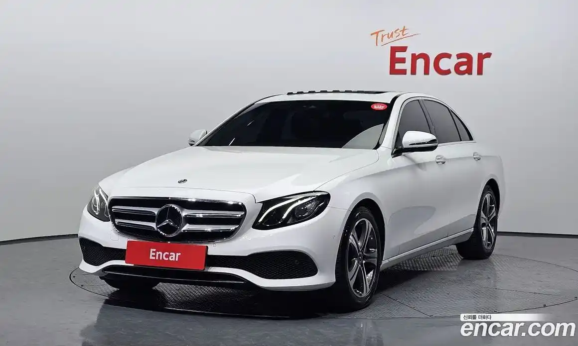 Mercedes-Benz E-Class 2019 2.0 Автомат в Москве № 142346, фото 13