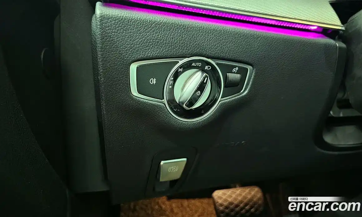 Mercedes-Benz E-Class 2019 2.0 Автомат в Москве № 142346, фото 16