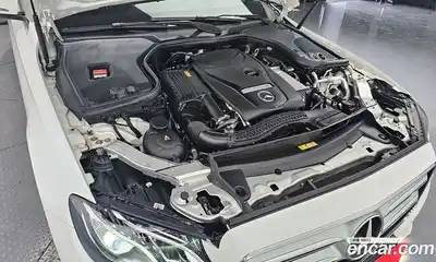 Mercedes-Benz E-Class 2019 2.0 Автомат в Москве № 142346, миниатюра 2