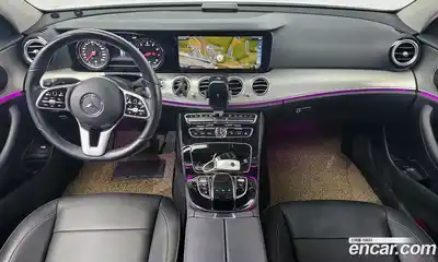Mercedes-Benz E-Class 2019 2.0 Автомат в Москве № 142346, миниатюра 3