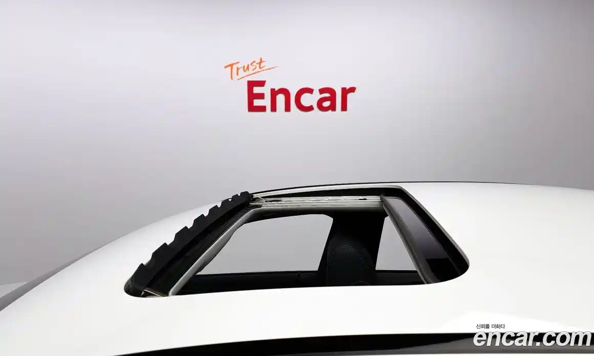 Mercedes-Benz E-Class 2019 2.0 Автомат в Москве № 142346, фото 9