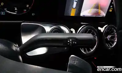 Mercedes-Benz GLB-Class 2020 2.0 Автомат в Москве № 143371, миниатюра 11