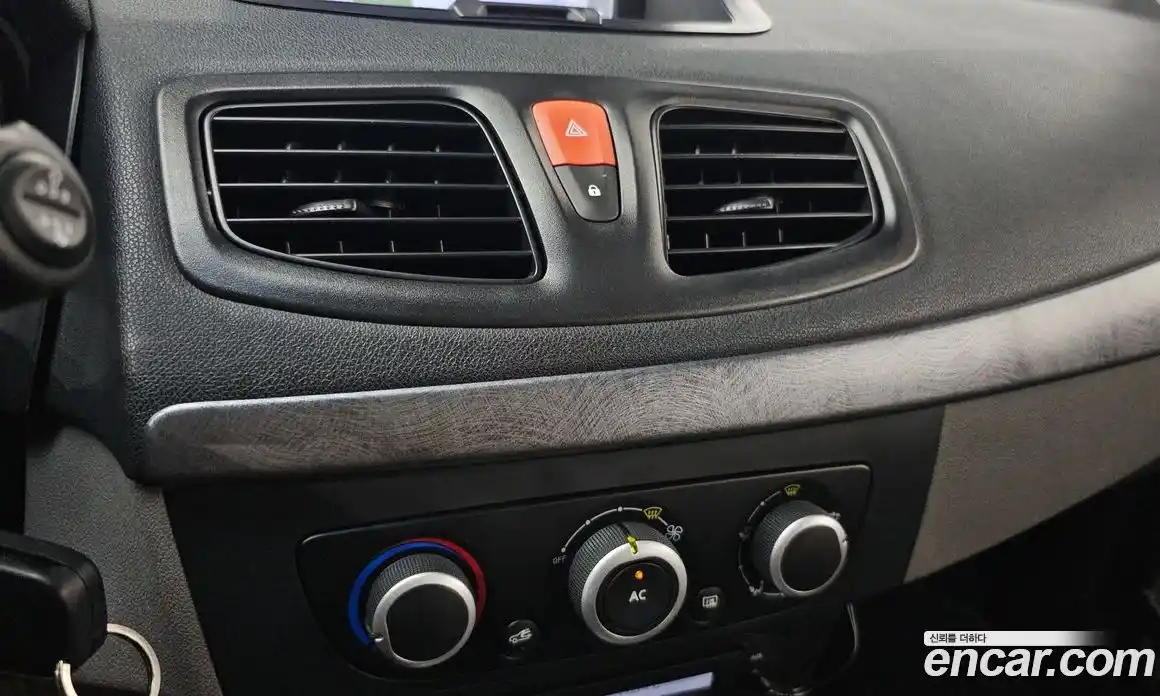 Renault SM3 2011 1.6 Автомат в Москве № 148151, фото 3