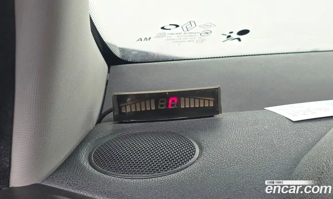 Renault SM3 2010 1.6 Автомат в Москве № 148411, фото 11