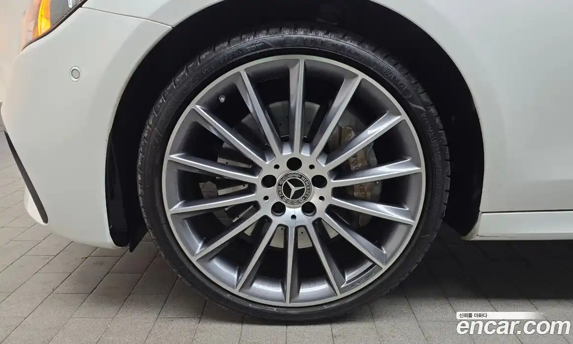 Mercedes-Benz E-Class 2021 2.0 Автомат в Москве № 150652, фото 14