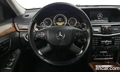 Mercedes-Benz E-Class 2012 3.5 Автомат в Москве № 152612, миниатюра 5