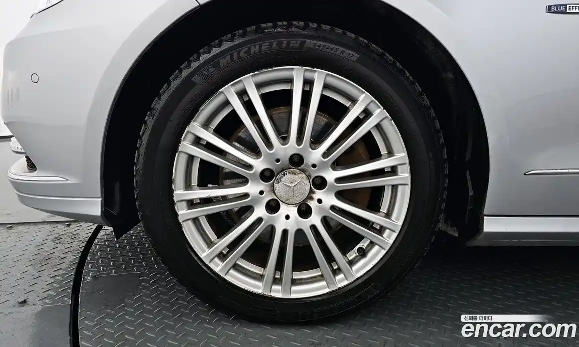 Mercedes-Benz E-Class 2012 3.5 Автомат в Москве № 152612, фото 7