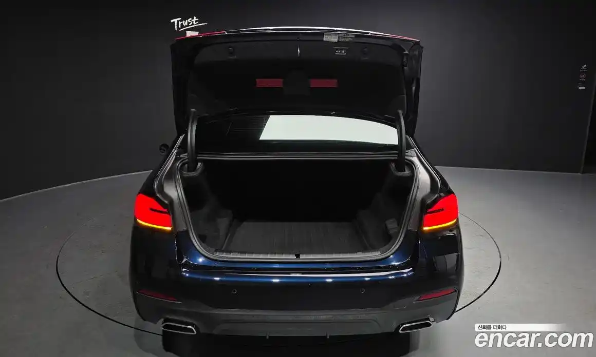 BMW 5-Series 2023 2.0 Автомат в Москве № 154112, фото 9