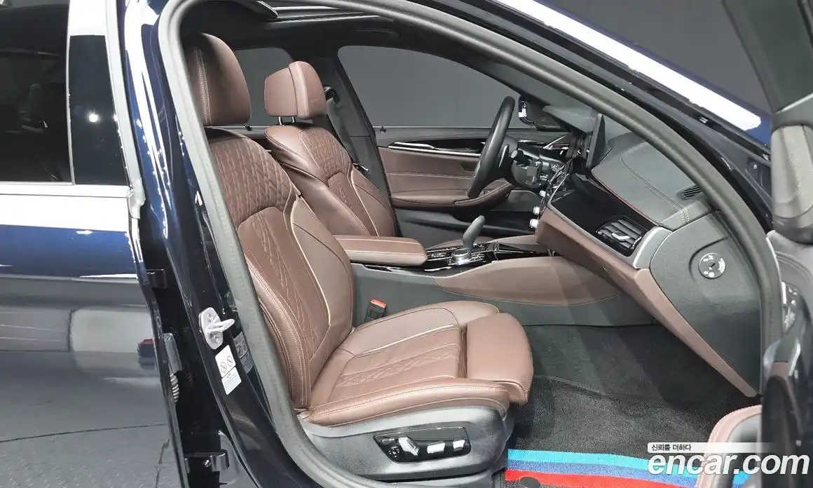 BMW 5-Series 2023 2.0 Автомат в Москве № 154112, фото 10