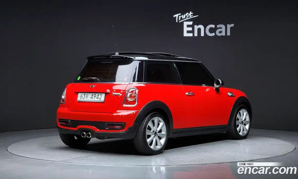 Mini Cooper 2013 1.6 Автомат в Москве № 155744, фото 15