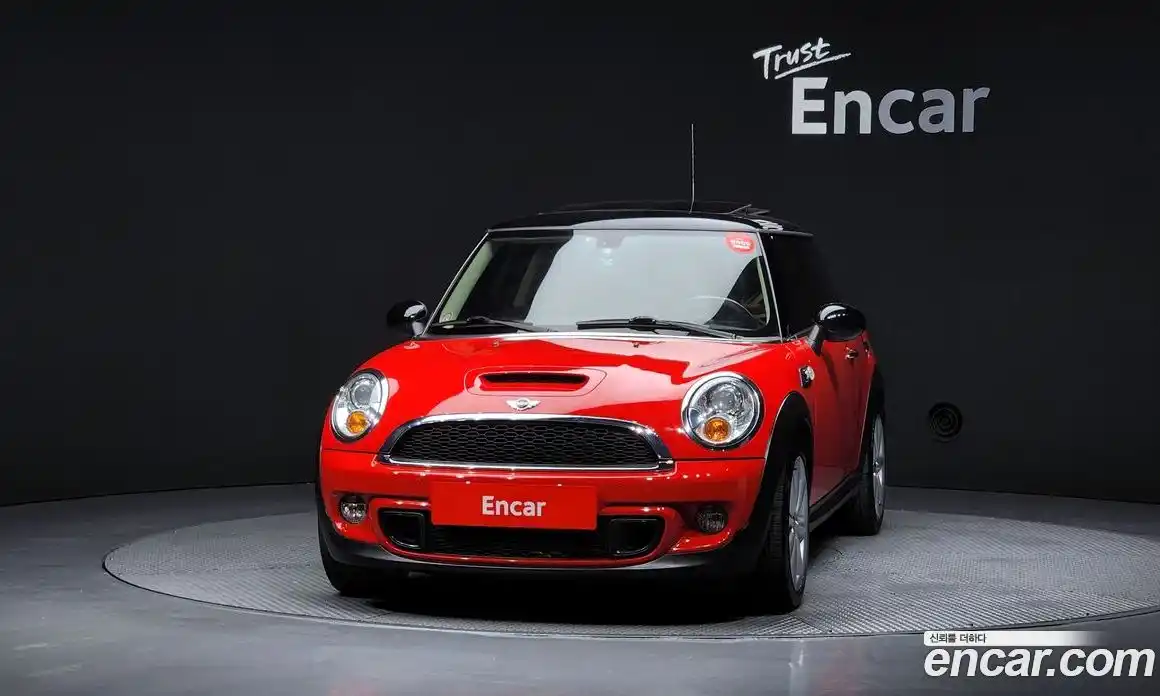 Mini Cooper 2013 1.6 Автомат в Москве № 155744, фото 16
