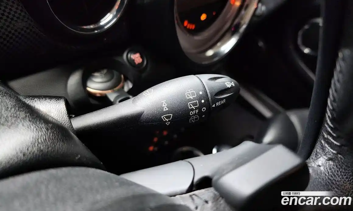 Mini Cooper 2013 1.6 Автомат в Москве № 155744, фото 17