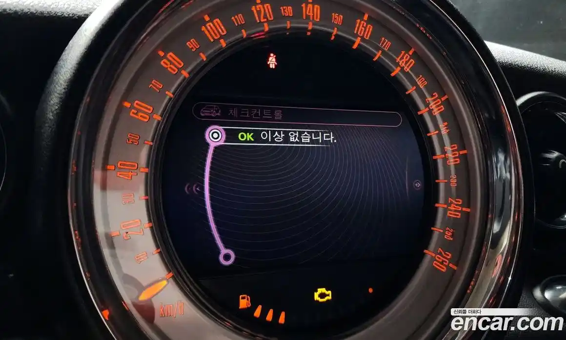 Mini Cooper 2013 1.6 Автомат в Москве № 155744, фото 18