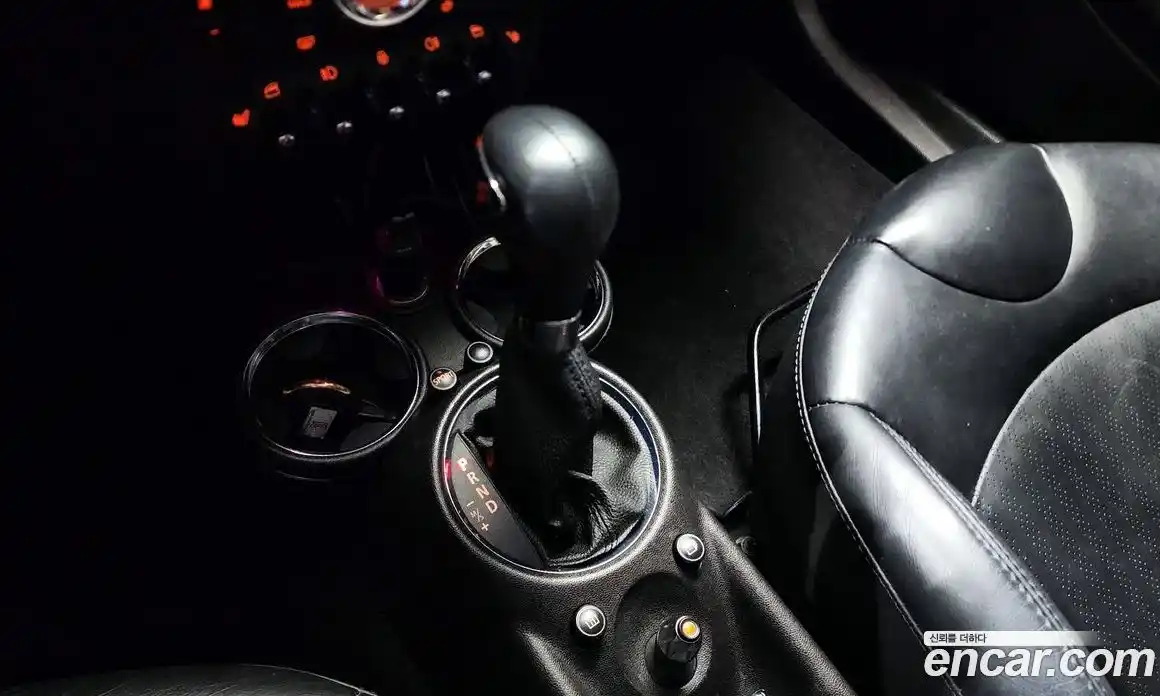 Mini Cooper 2013 1.6 Автомат в Москве № 155744, фото 19