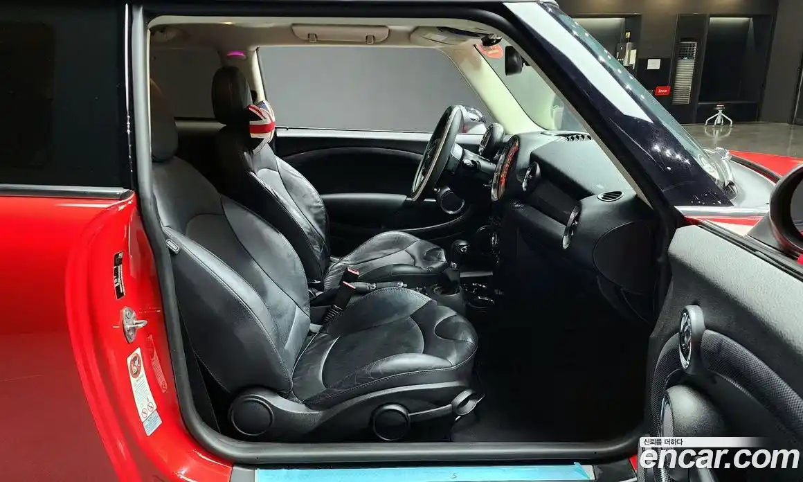 Mini Cooper 2013 1.6 Автомат в Москве № 155744, фото 7