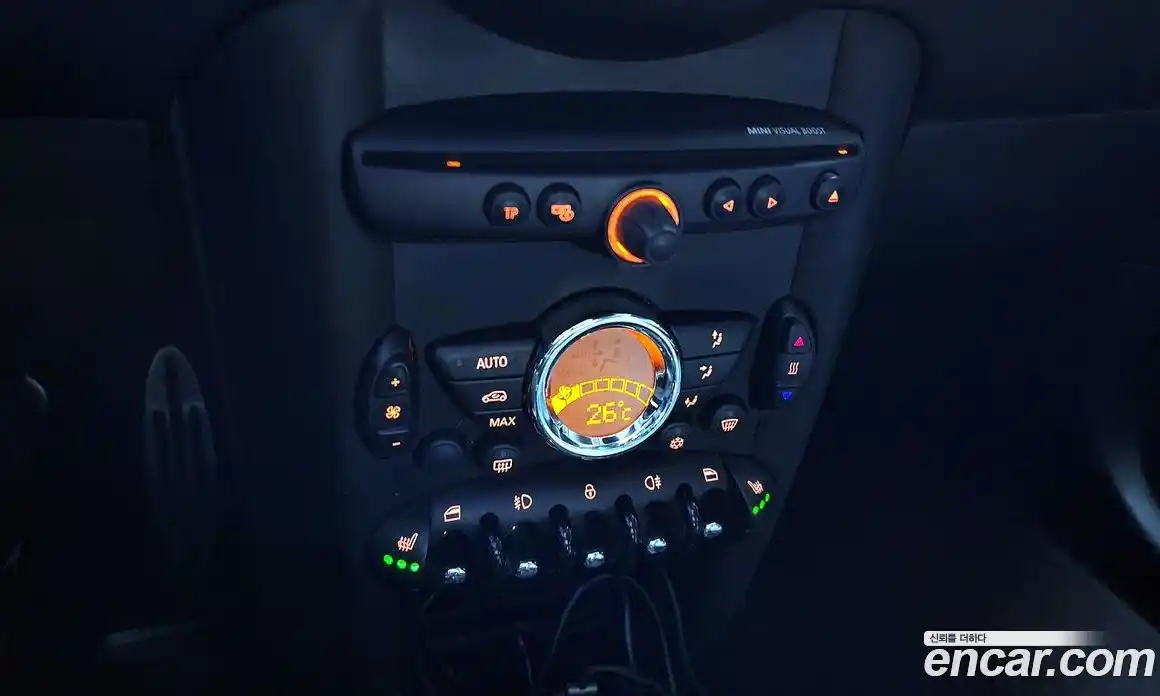 Mini Cooper 2013 1.6 Автомат в Москве № 155744, фото 9