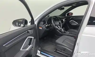 Audi Q3 2025 2.0 Автомат в Москве № 158789, миниатюра 8