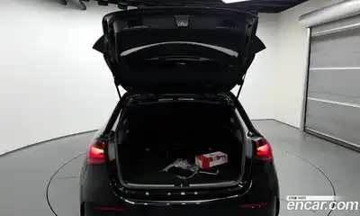 Mercedes-Benz A-Class 2025 2.0 Автомат в Москве № 160067, миниатюра 5