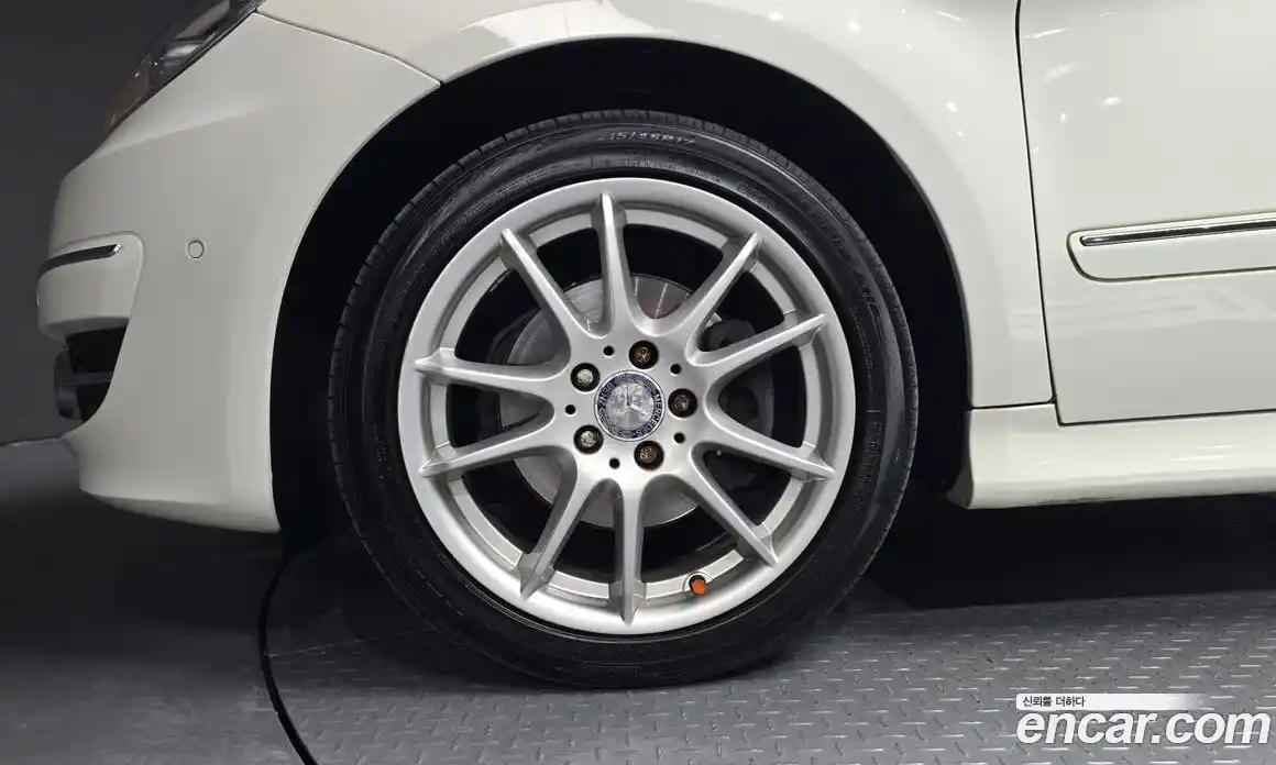 Mercedes-Benz B-Class 2010 2.0 Автомат в Москве № 161882, фото 8