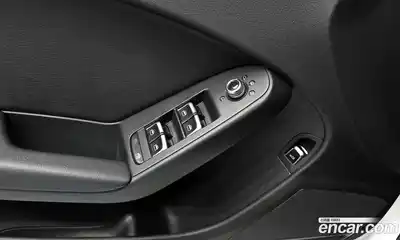 Audi A4 2015 2.0 Автомат в Москве № 163221, миниатюра 5